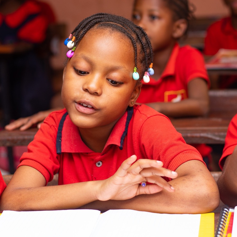 Élèves du groupe scolaire Les Cigognes